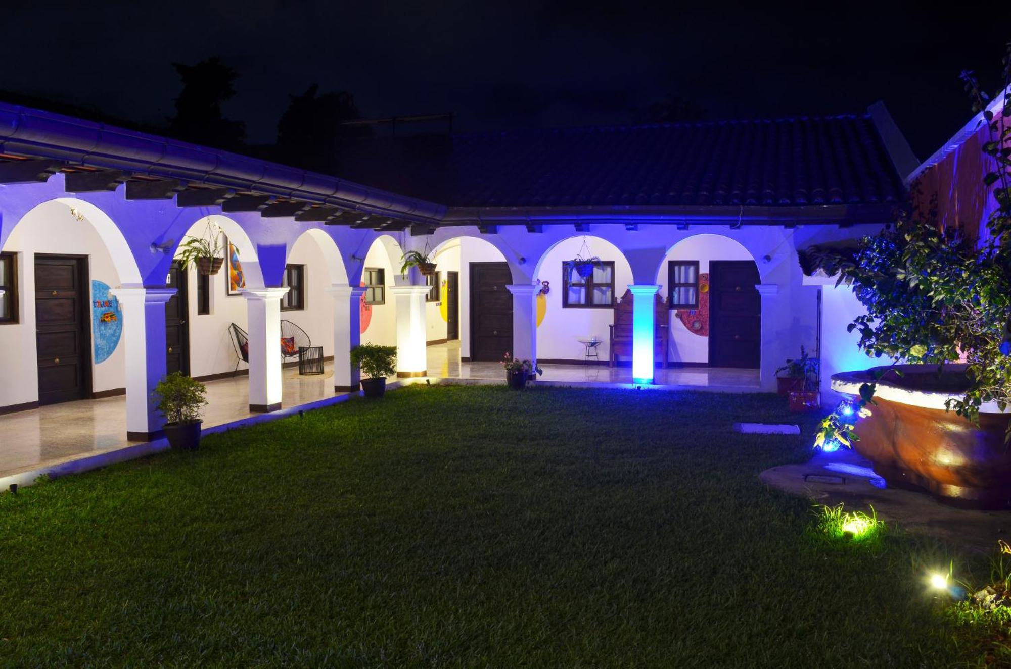 Luna Maya Boutique Hotel Antigua Zewnętrze zdjęcie